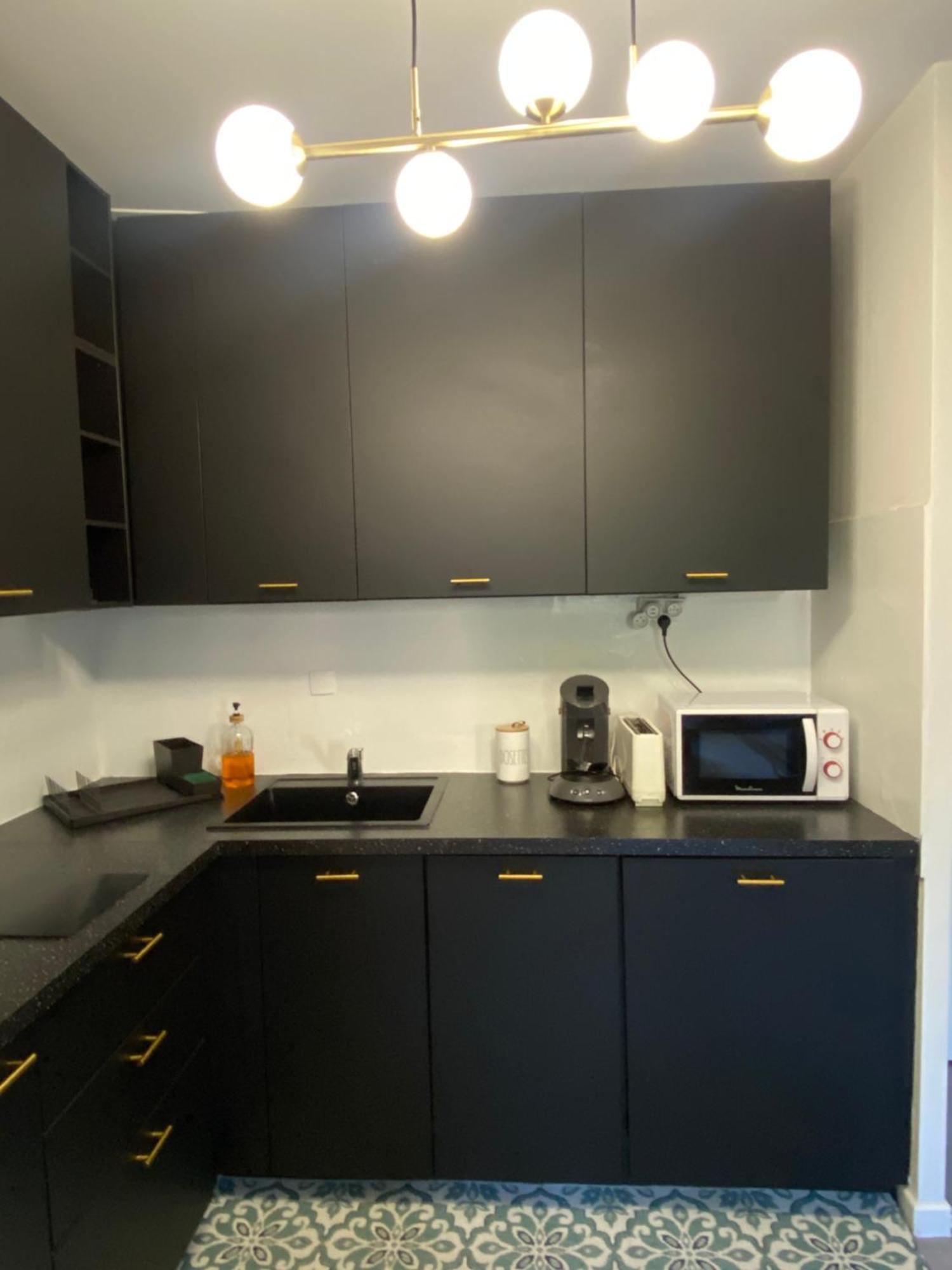 Apartamento Les Esclafidous Nimes Exterior foto