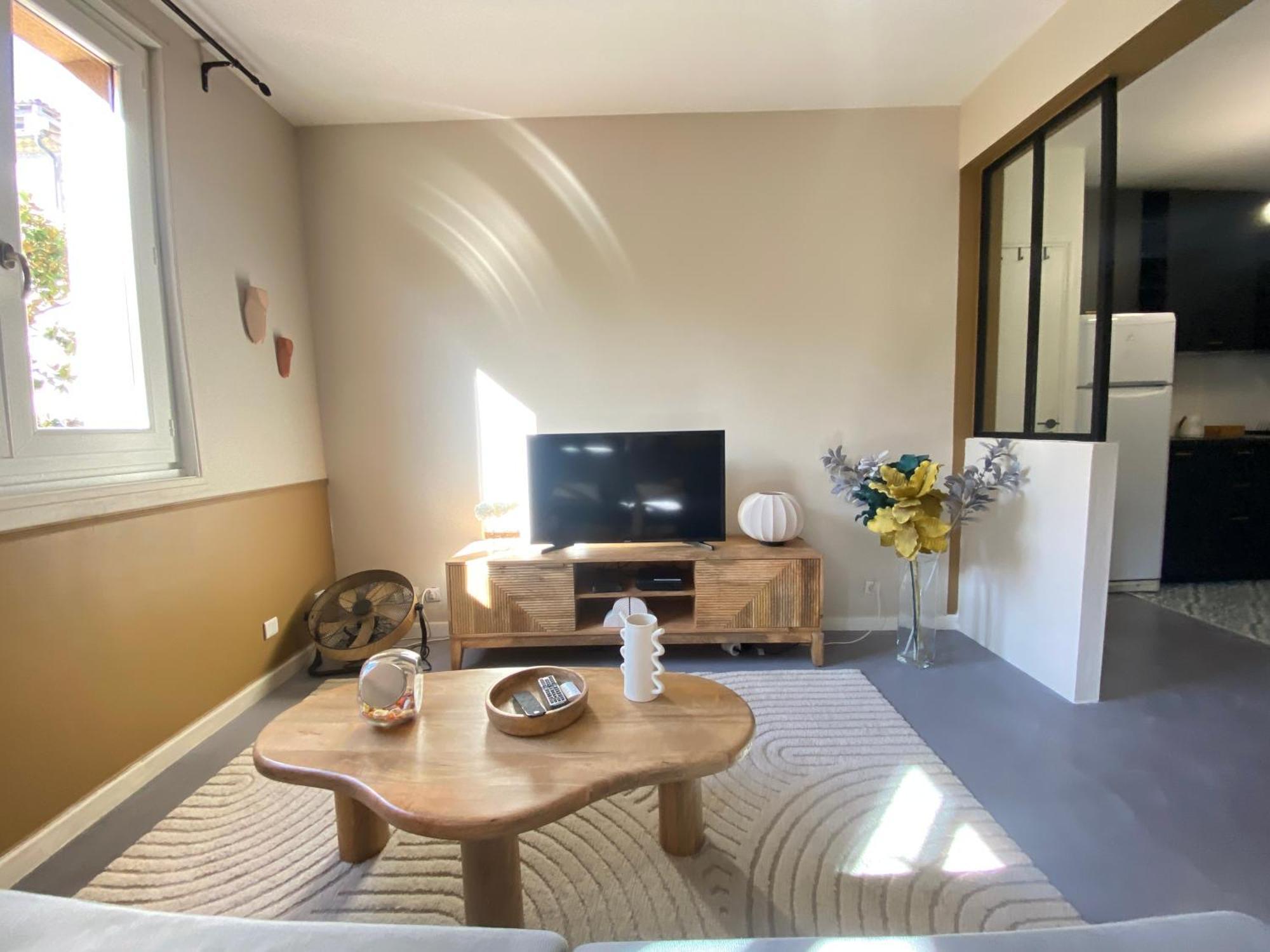 Apartamento Les Esclafidous Nimes Exterior foto